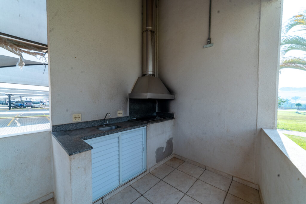 GAB00887-HDR